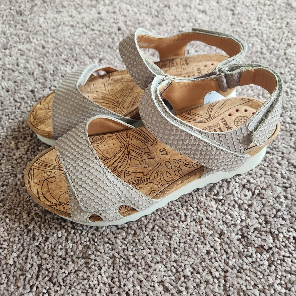New Mephisto Beige Wedge Sandals size 37